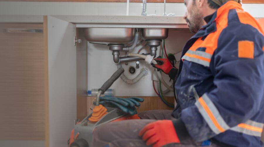 Professional slab leak plumber services in Howey In The Hills, FL